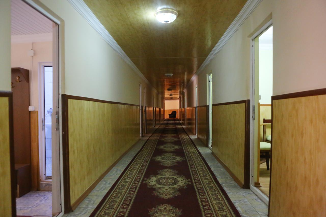 Hotel Nikea Paradiso Кутаиси Экстерьер фото
